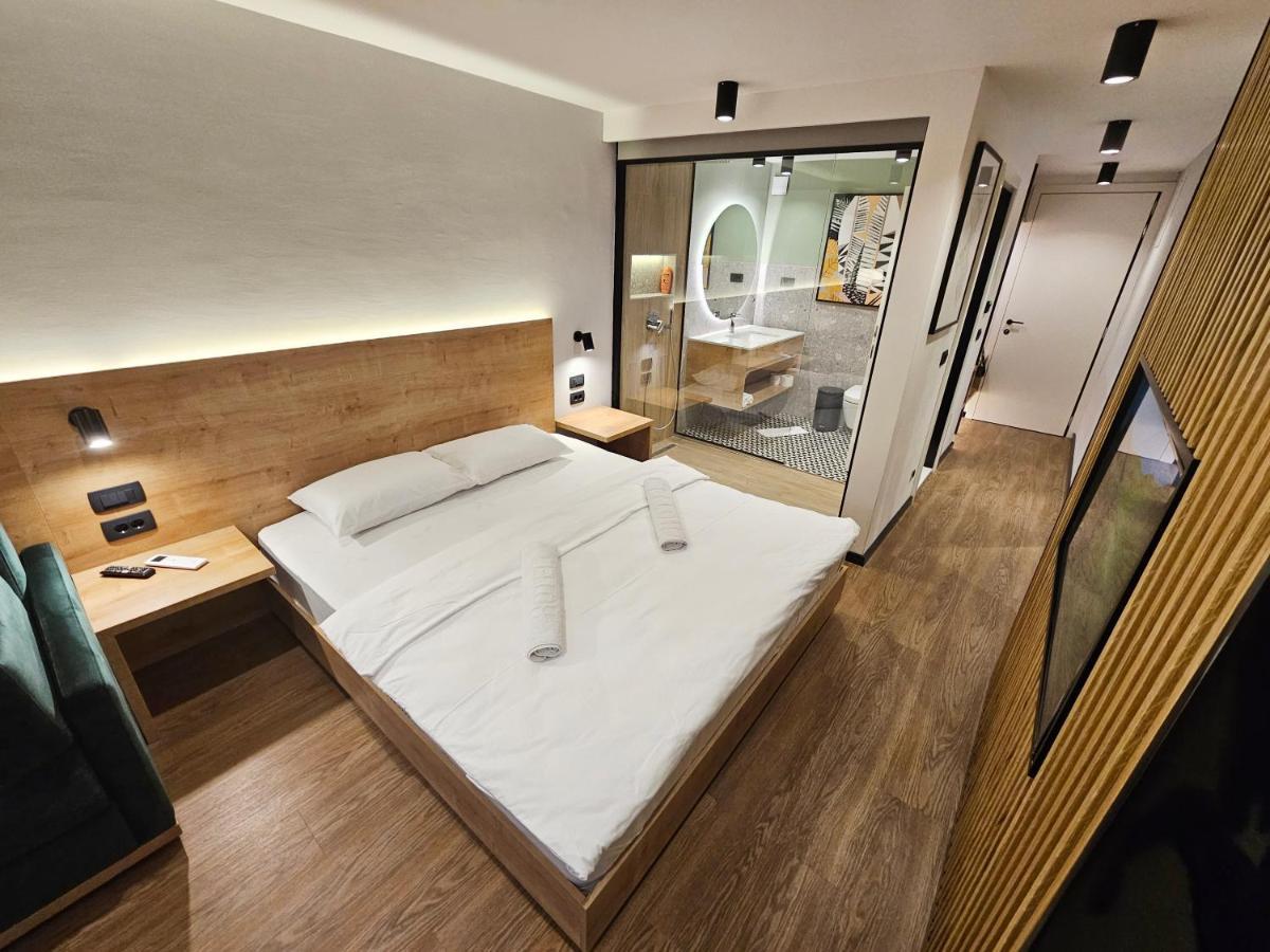 Hotel Komovi Andrijevica Bagian luar foto