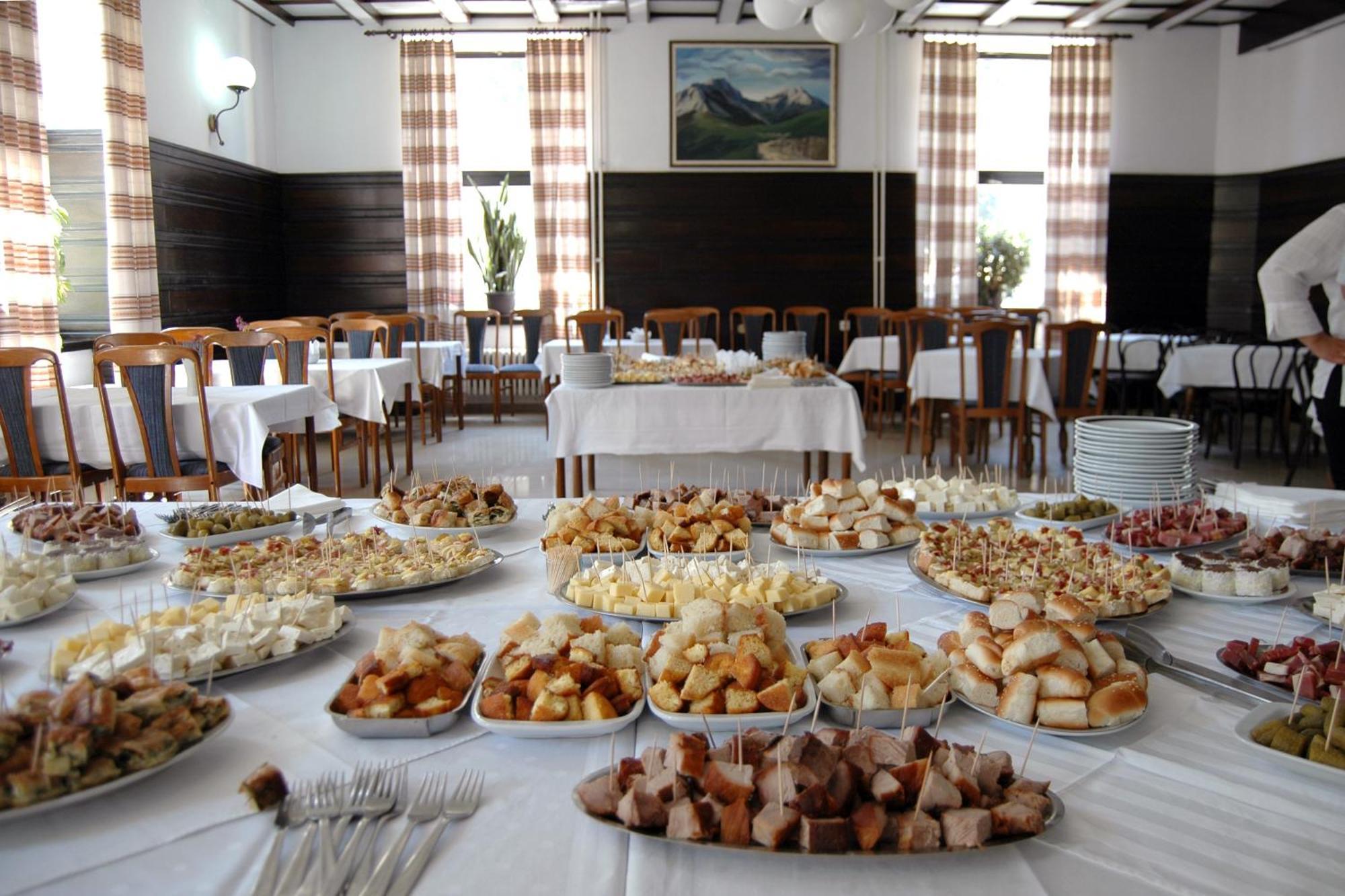 Hotel Komovi Andrijevica Bagian luar foto