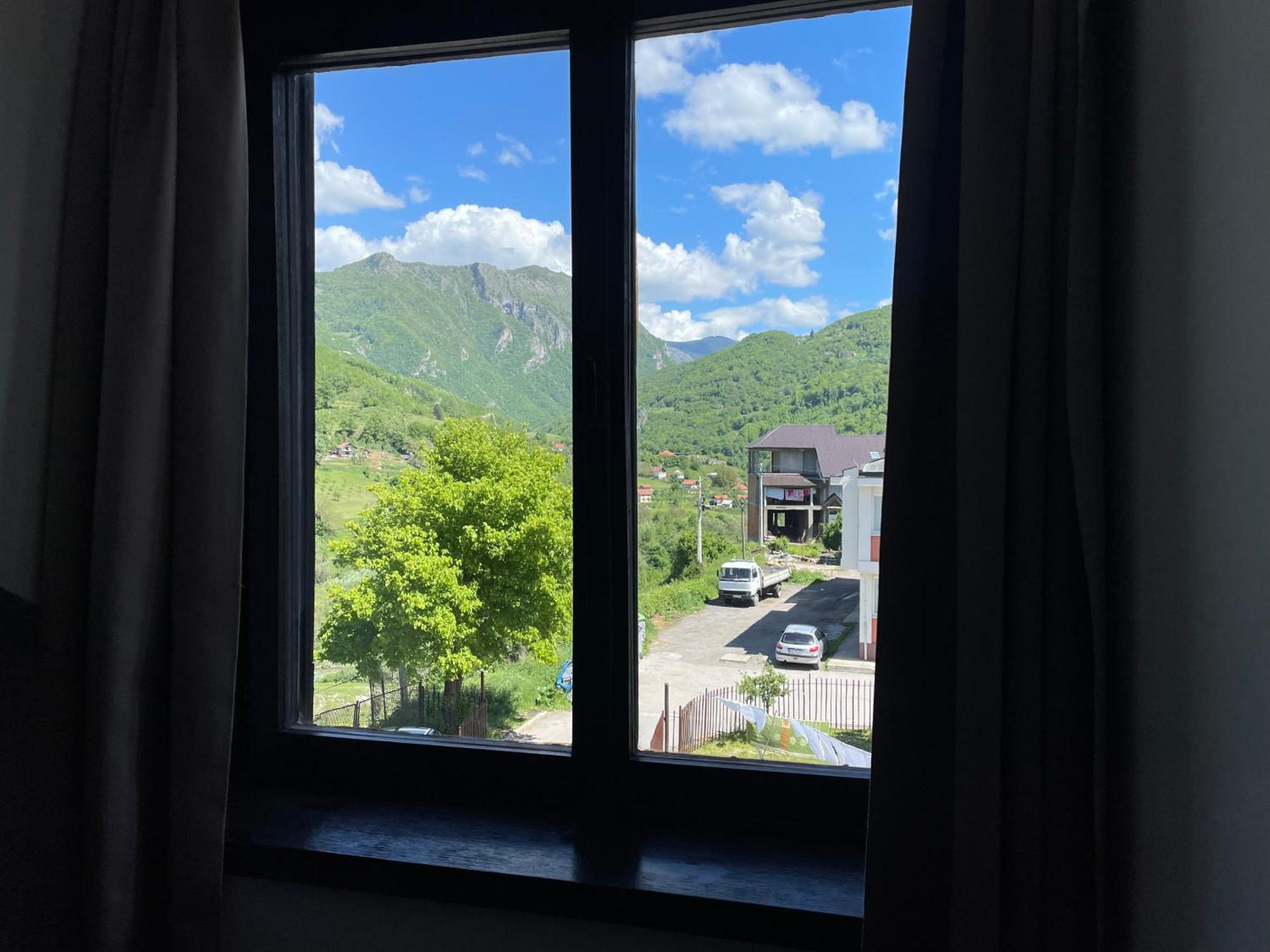 Hotel Komovi Andrijevica Ruang foto
