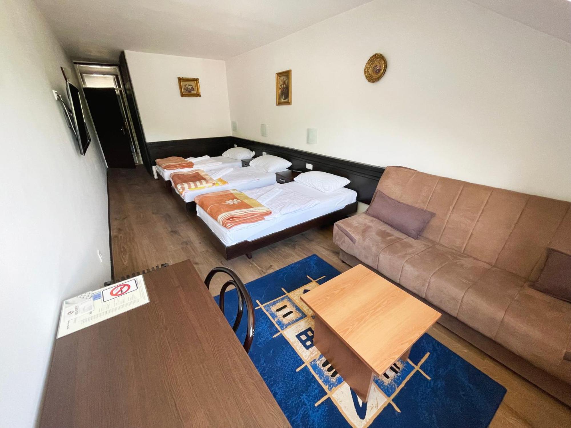 Hotel Komovi Andrijevica Ruang foto