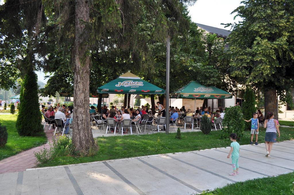 Hotel Komovi Andrijevica Bagian luar foto